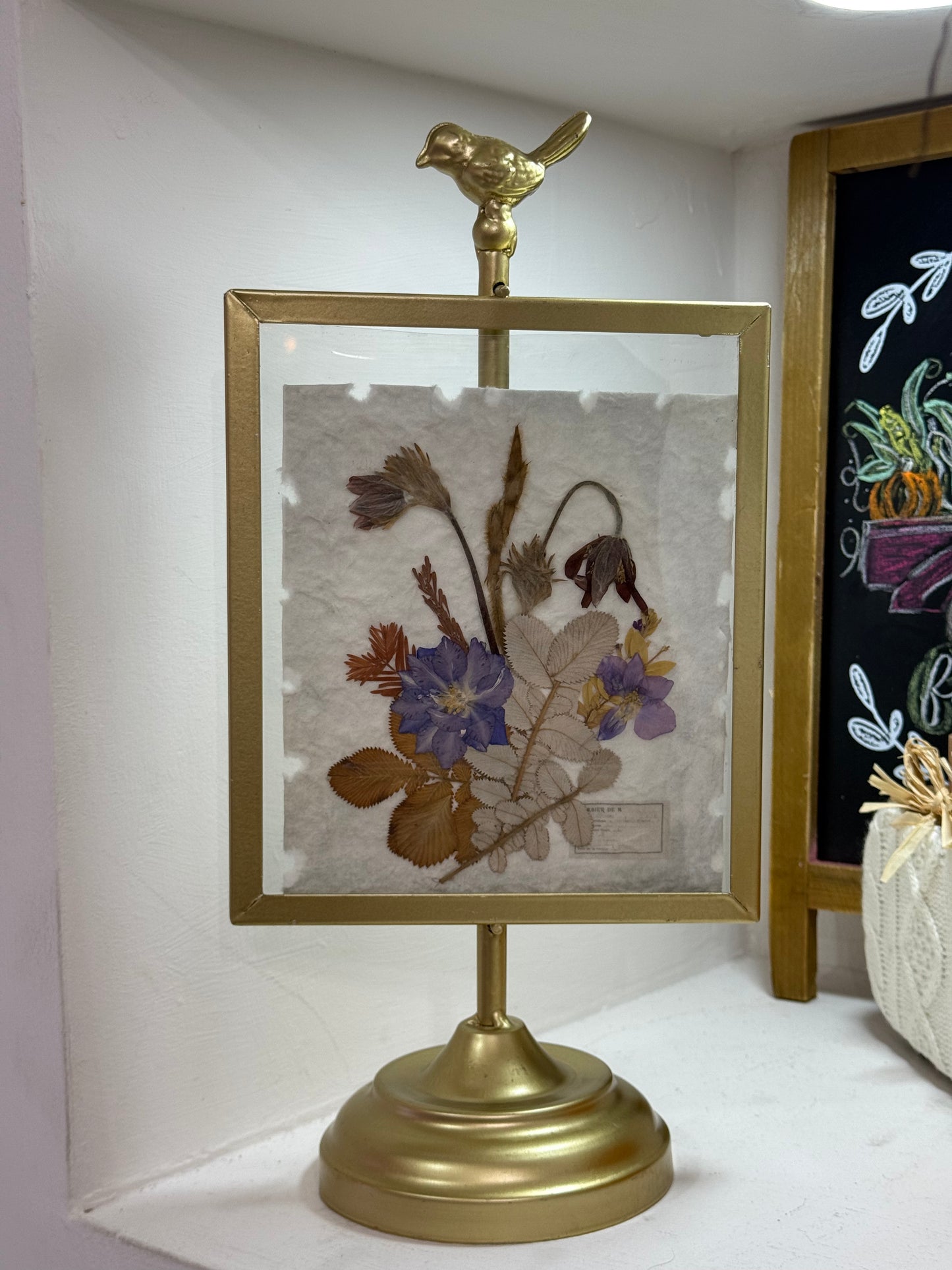 Marco dorado de Metal con Pajarito