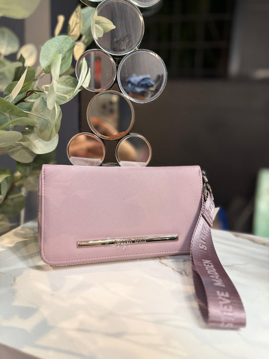 Cartera Steve Madden rosa