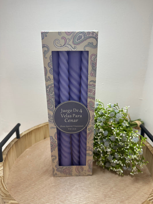 Juego de 4 velas para candelabro  color lila