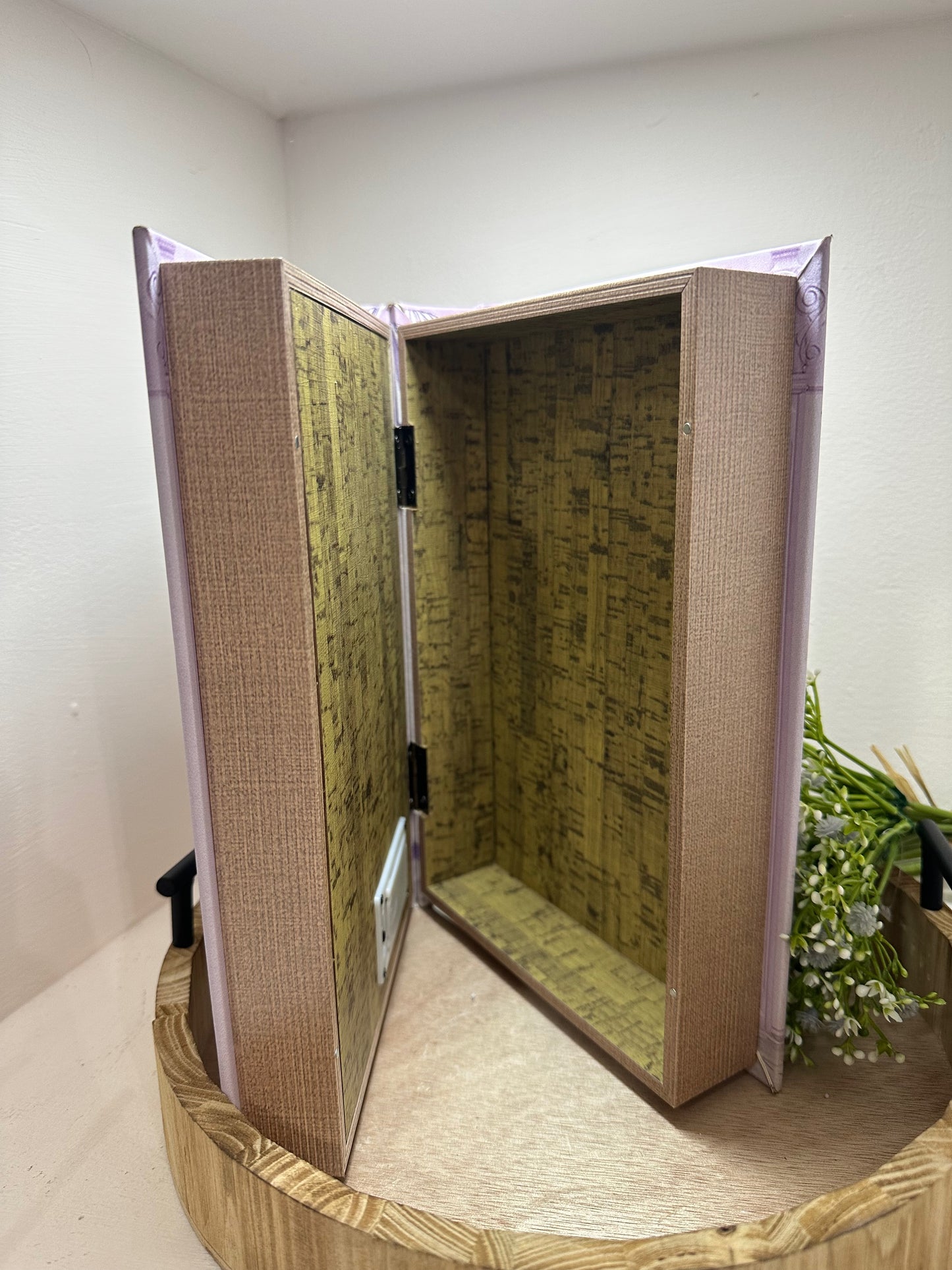 libro madera mediano