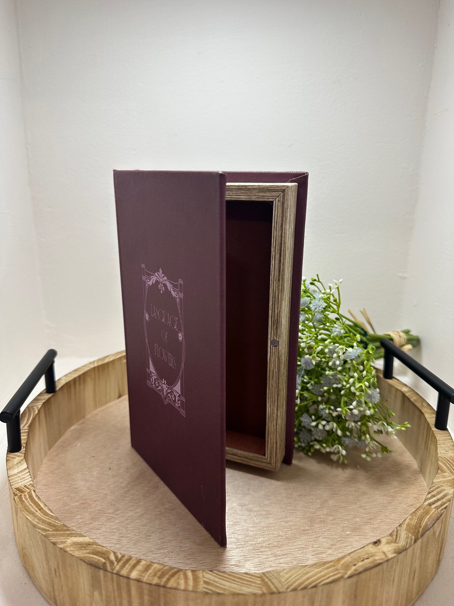 Libro madera pequeño