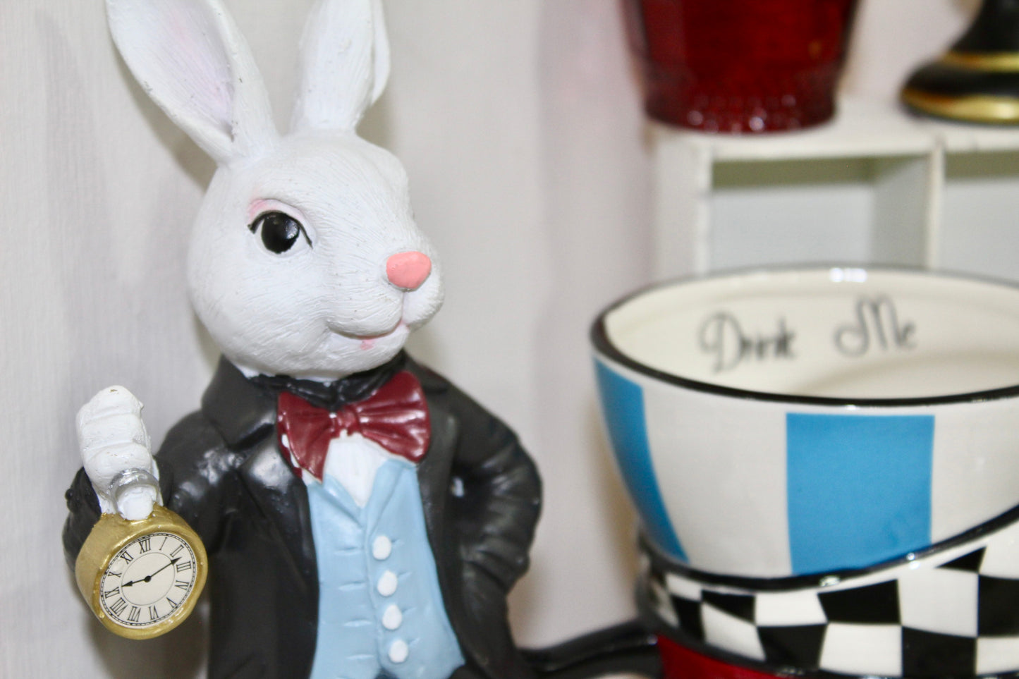 Conejo Blanco Alicia en el país de las Maravillas