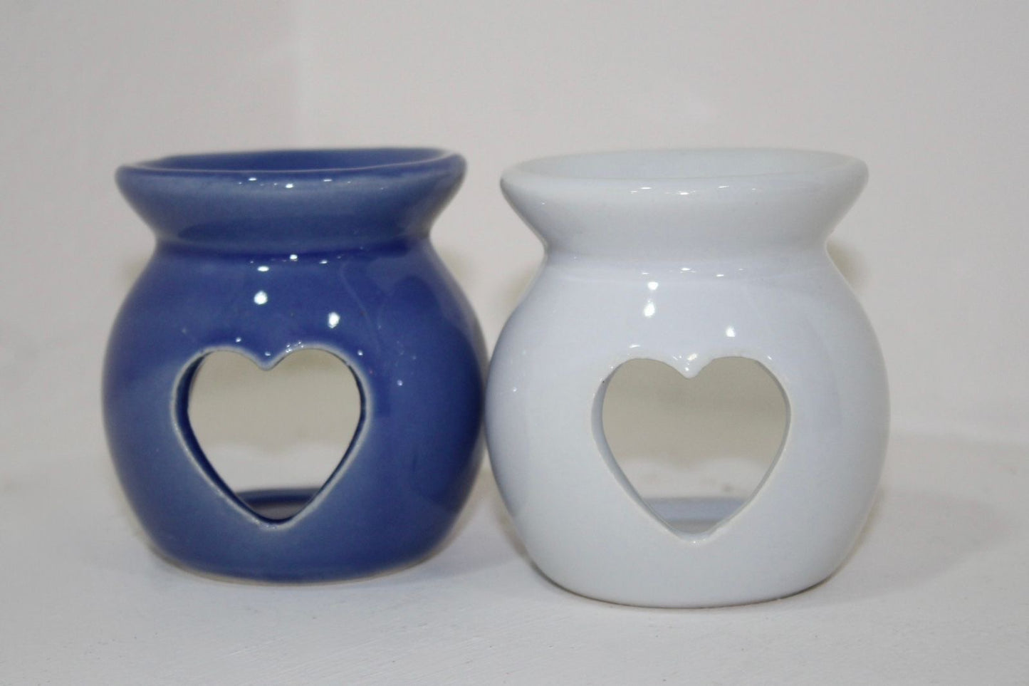 Calentador de cera  y aceites esenciales forma de corazón