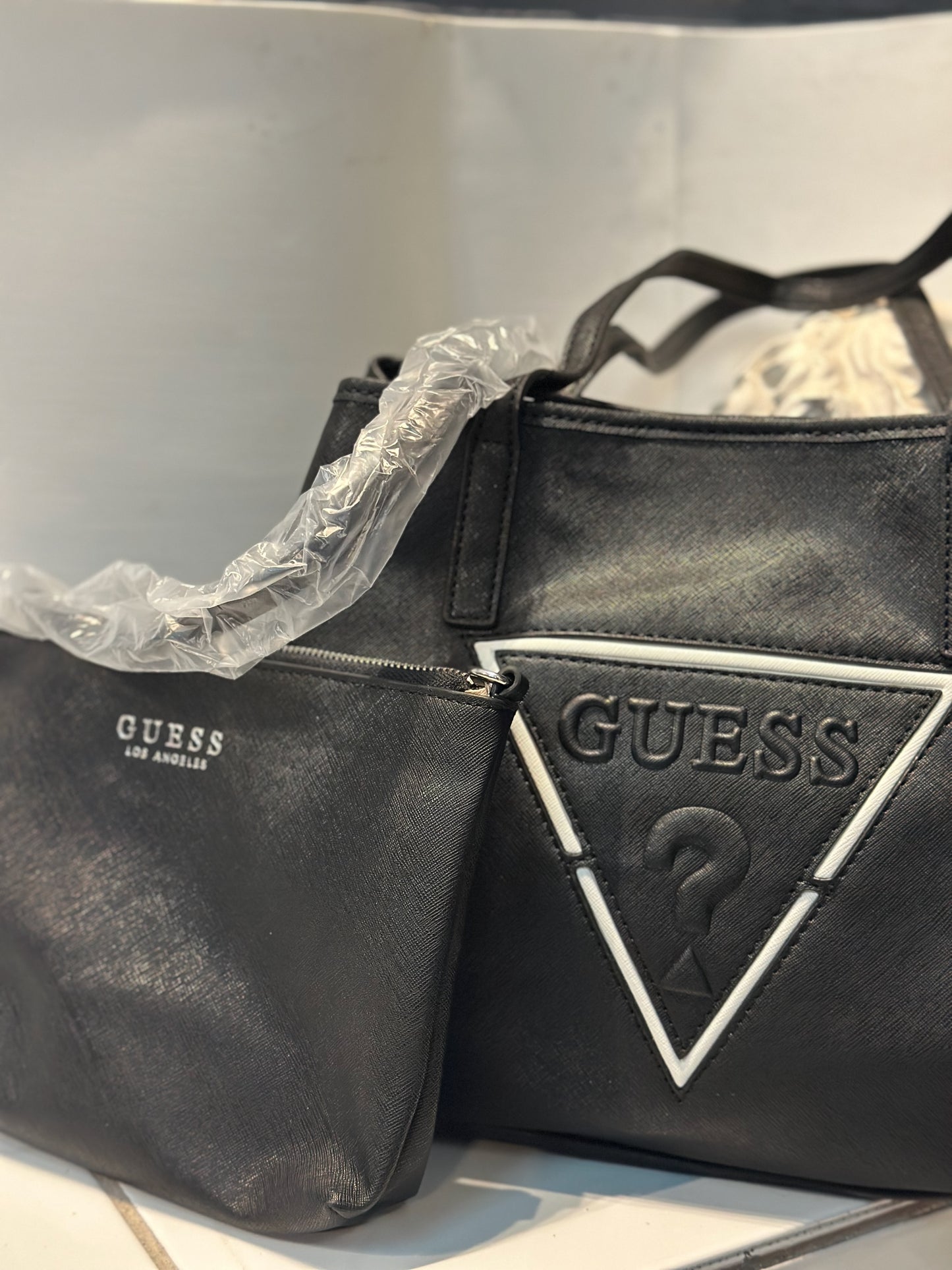 Bolsa tote Guess