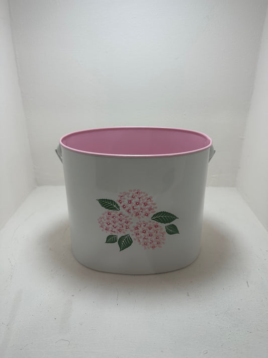 maceta metal  pintada de flores